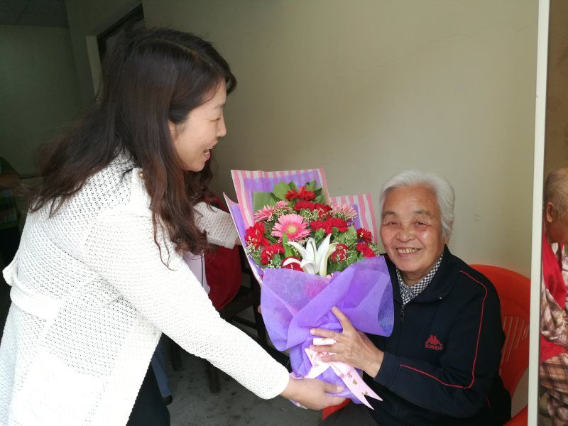 爱心传递
